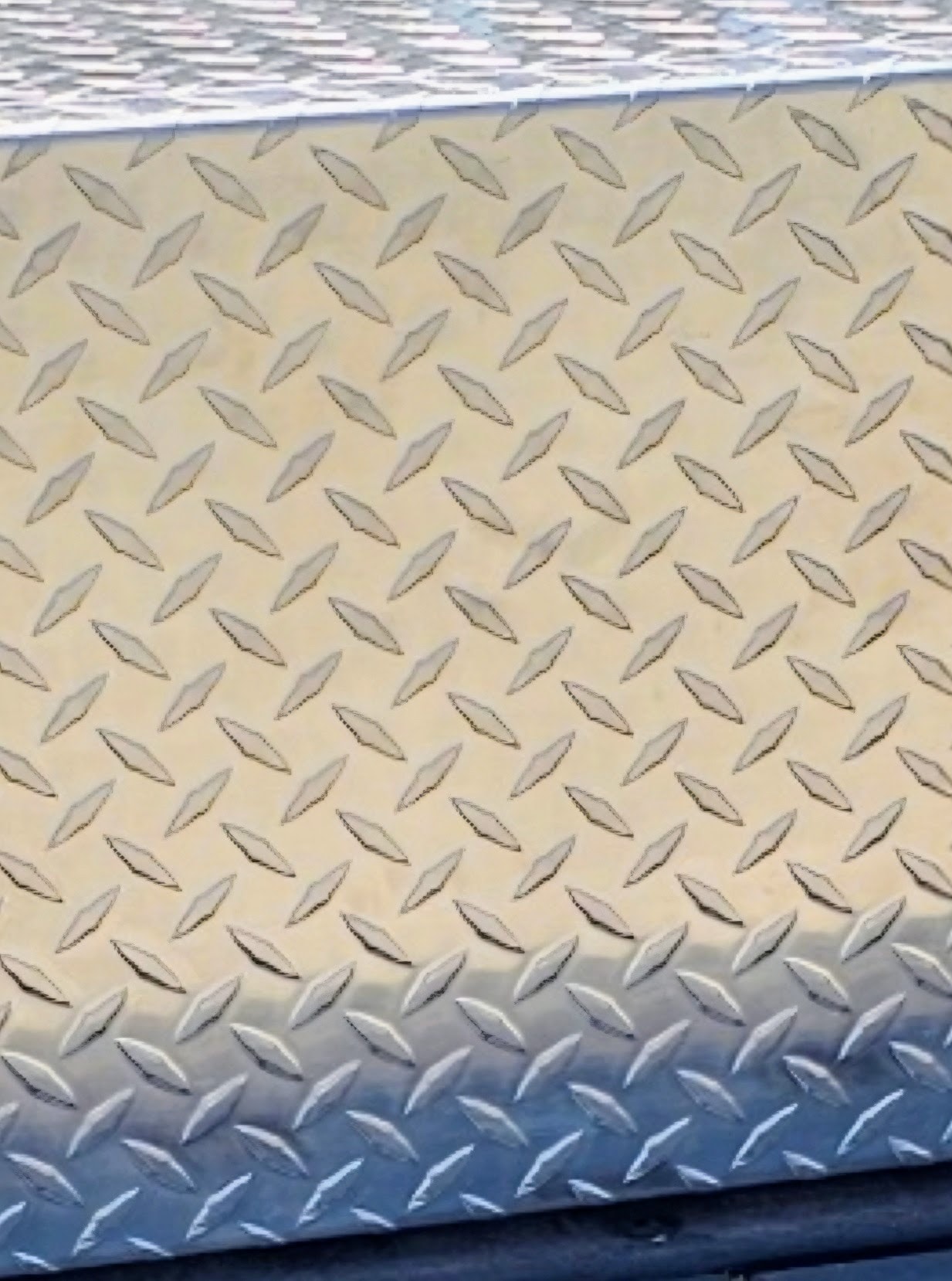 Diamond plate steel texture — TerraBoxx material